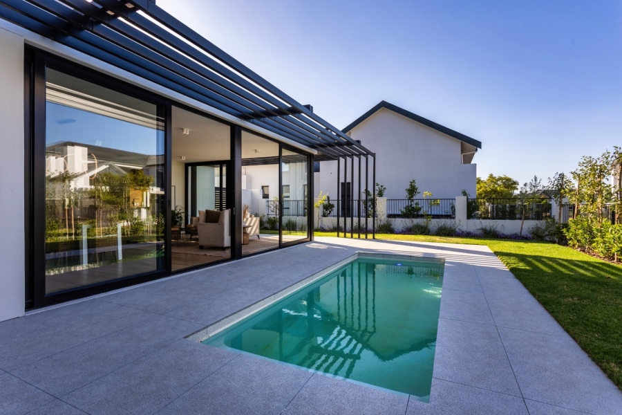 4 Bedroom Property for Sale in Pearl Valley at Val de Vie Western Cape